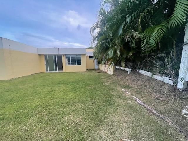 For Sale: $510,000 (4 beds, 2 baths, 1700 Square Feet)