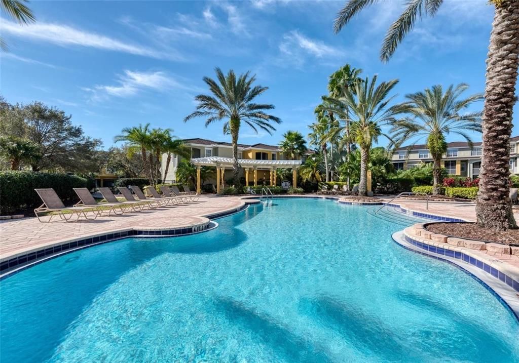 出租: $2,195 (2 贝兹, 2 浴室, 1246 平方英尺)