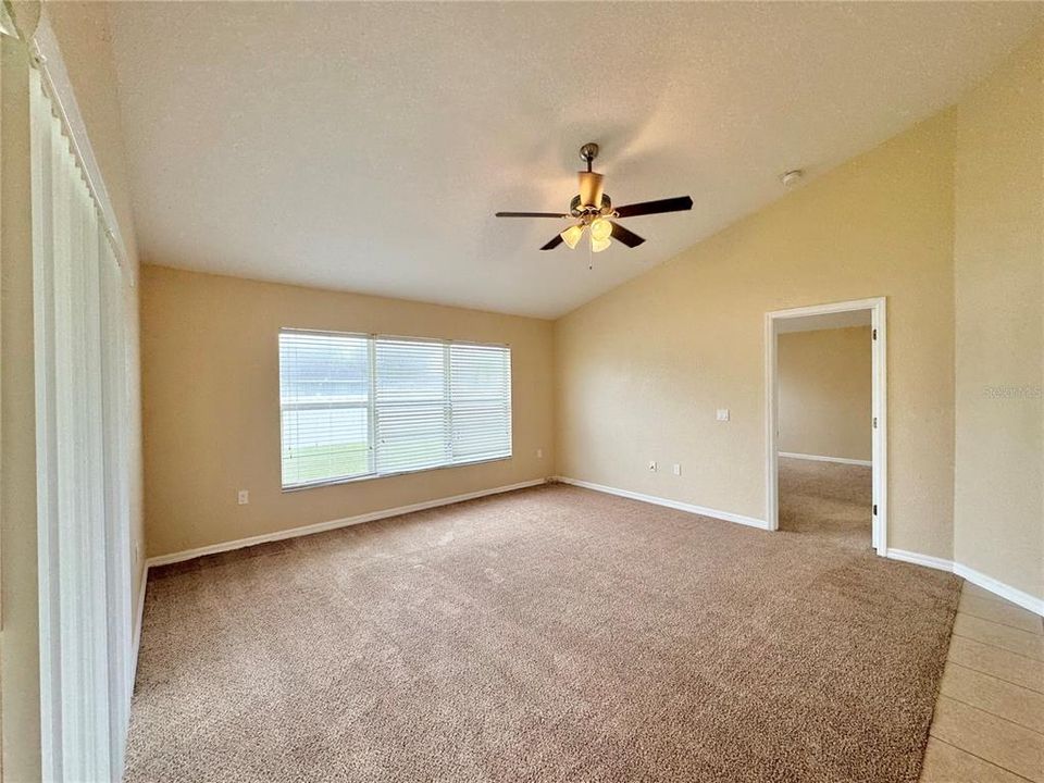 For Rent: $1,900 (3 beds, 2 baths, 1848 Square Feet)