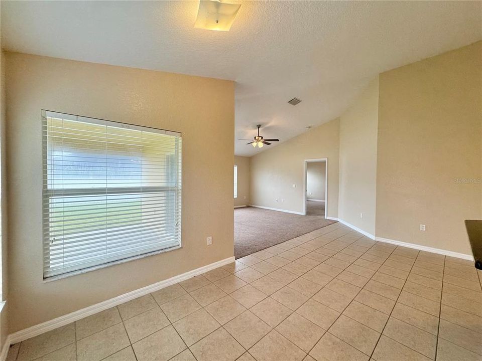 For Rent: $1,900 (3 beds, 2 baths, 1848 Square Feet)