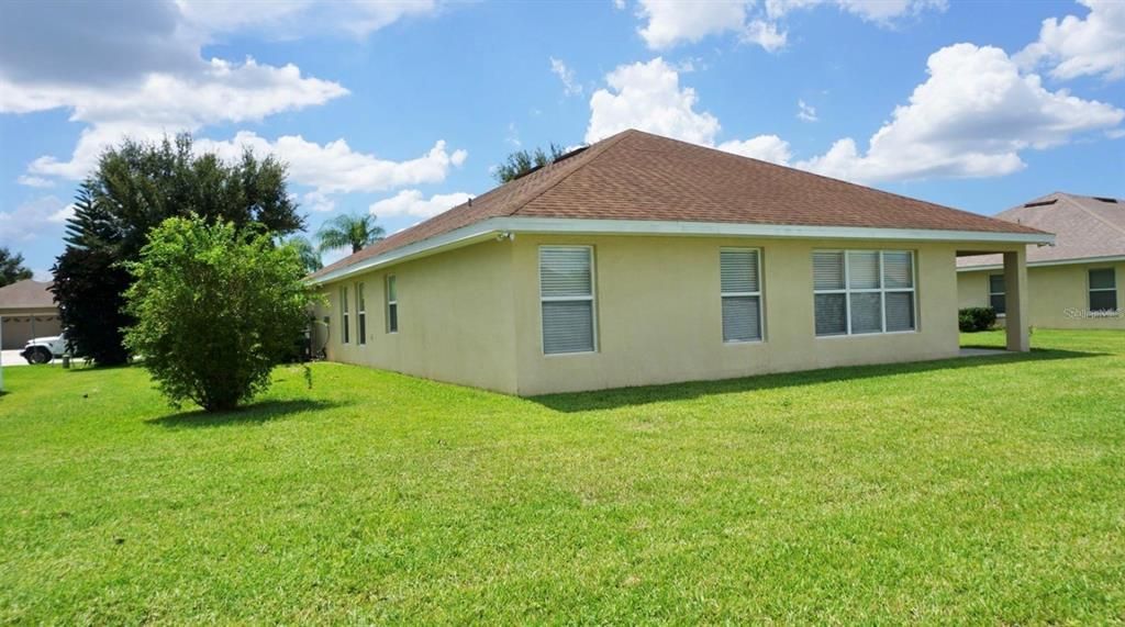 For Rent: $1,900 (3 beds, 2 baths, 1848 Square Feet)