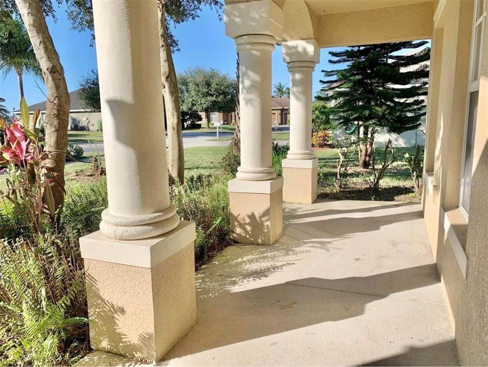 For Rent: $1,900 (3 beds, 2 baths, 1848 Square Feet)