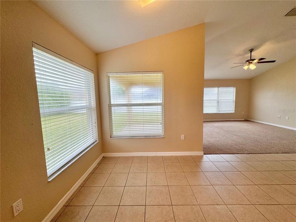 For Rent: $1,900 (3 beds, 2 baths, 1848 Square Feet)