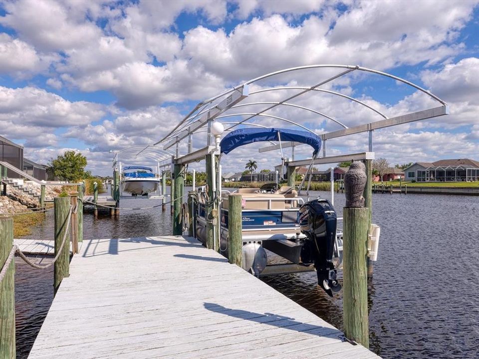 На продажу: $639,900 (3 спален, 2 ванн, 2011 Квадратных фут)