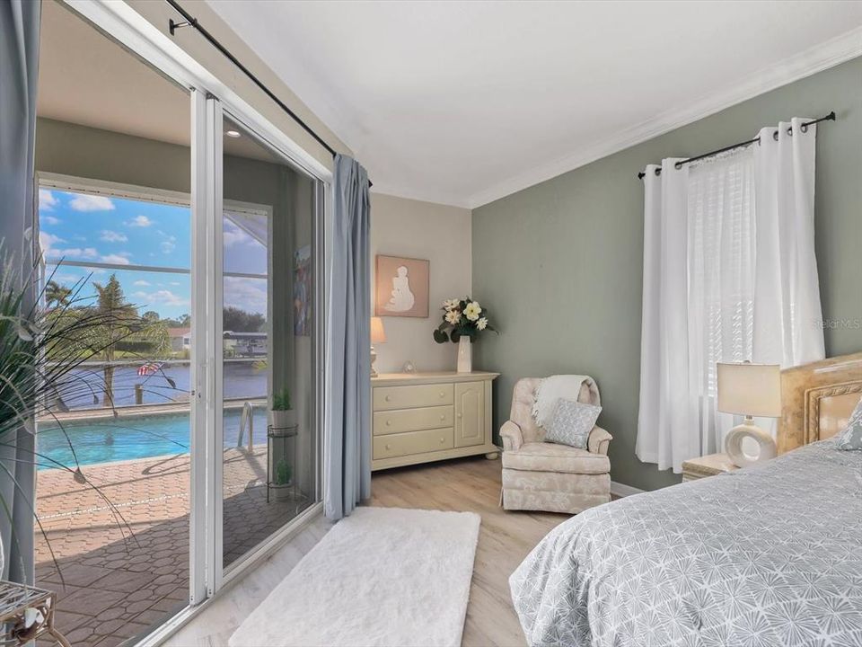 На продажу: $639,900 (3 спален, 2 ванн, 2011 Квадратных фут)