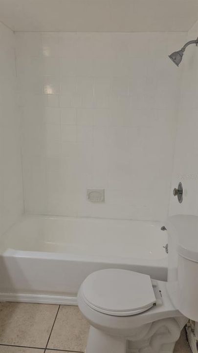For Rent: $2,200 (2 beds, 1 baths, 2160 Square Feet)