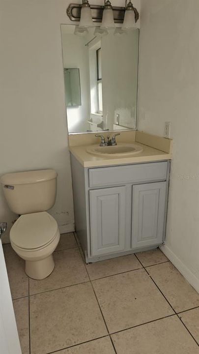 For Rent: $2,200 (2 beds, 1 baths, 2160 Square Feet)