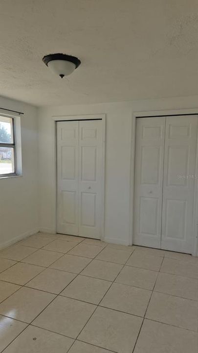 For Rent: $2,200 (2 beds, 1 baths, 2160 Square Feet)