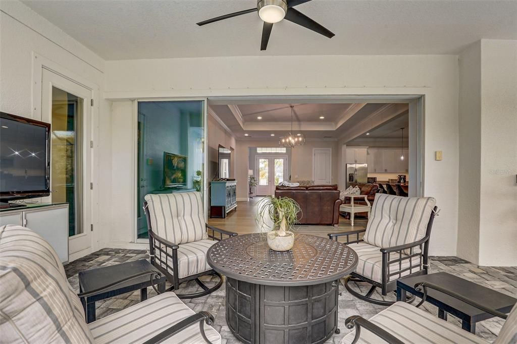 На продажу: $800,000 (3 спален, 3 ванн, 2600 Квадратных фут)