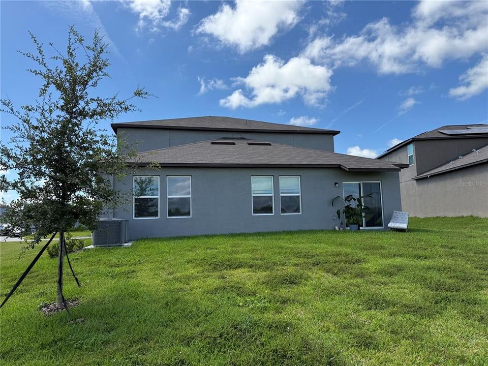 For Rent: $2,800 (6 beds, 3 baths, 3342 Square Feet)