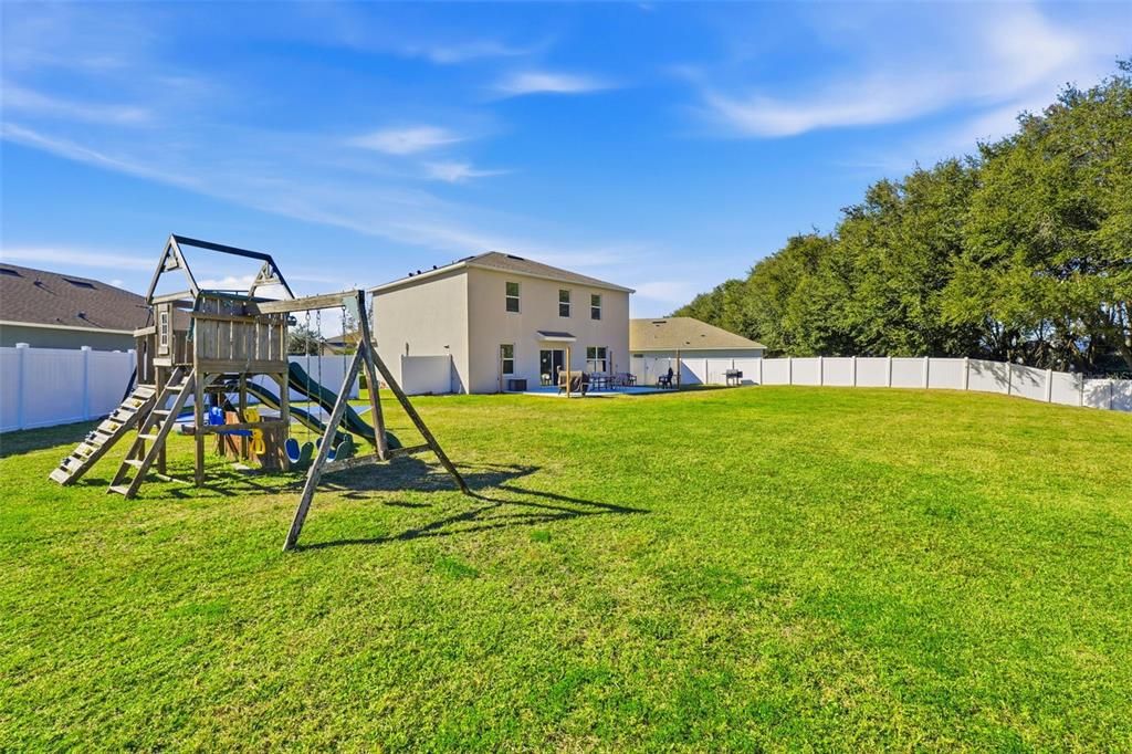 待售: $449,900 (4 贝兹, 2 浴室, 2505 平方英尺)