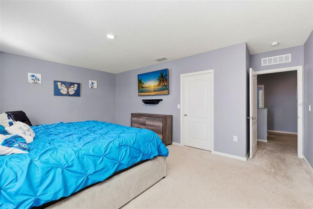 待售: $449,900 (4 贝兹, 2 浴室, 2505 平方英尺)