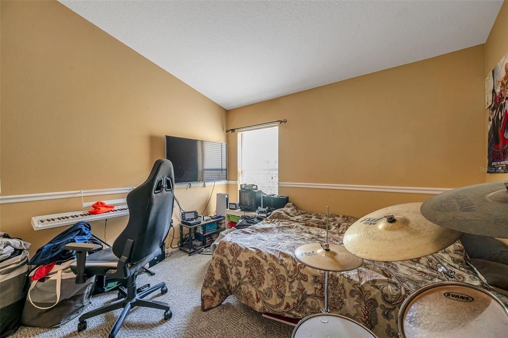 For Sale: $399,000 (4 beds, 2 baths, 2056 Square Feet)