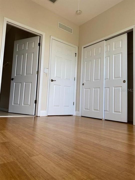 For Sale: $325,000 (3 beds, 2 baths, 1442 Square Feet)