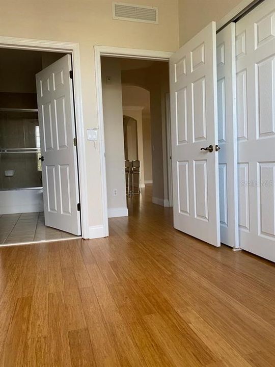 For Sale: $325,000 (3 beds, 2 baths, 1442 Square Feet)