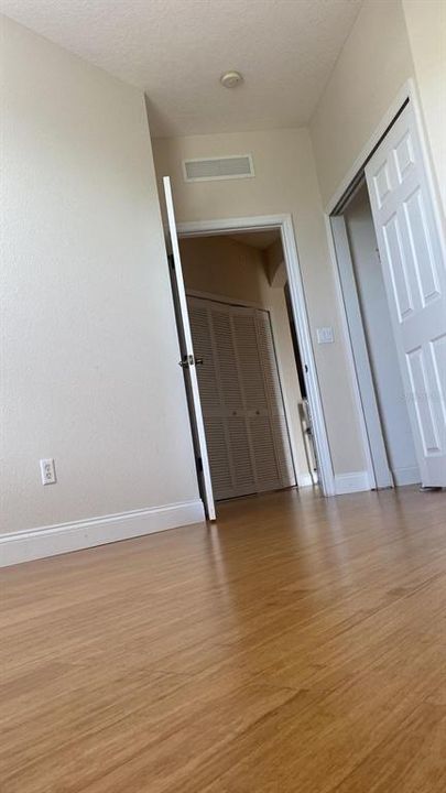 For Sale: $325,000 (3 beds, 2 baths, 1442 Square Feet)