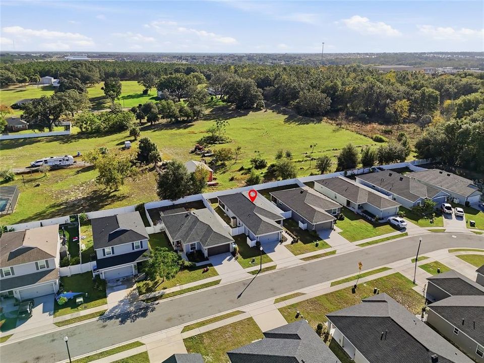 For Sale: $310,500 (3 beds, 2 baths, 1513 Square Feet)