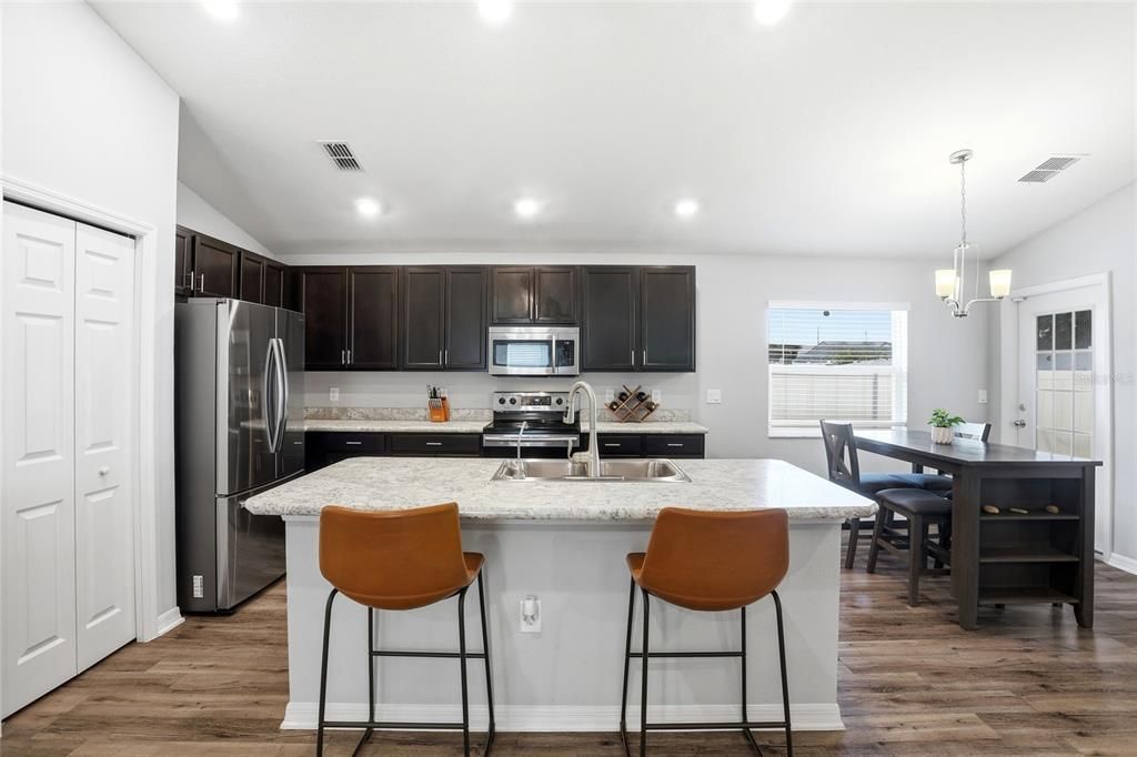 For Sale: $310,500 (3 beds, 2 baths, 1513 Square Feet)