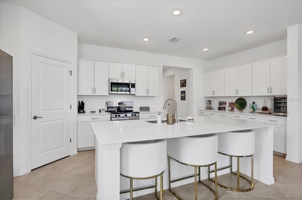 В аренду: $3,000 (3 спален, 3 ванн, 2214 Квадратных фут)