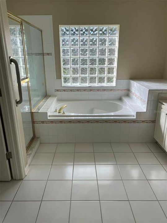 En Renta: $3,350 (4 camas, 3 baños, 2699 Pies cuadrados)