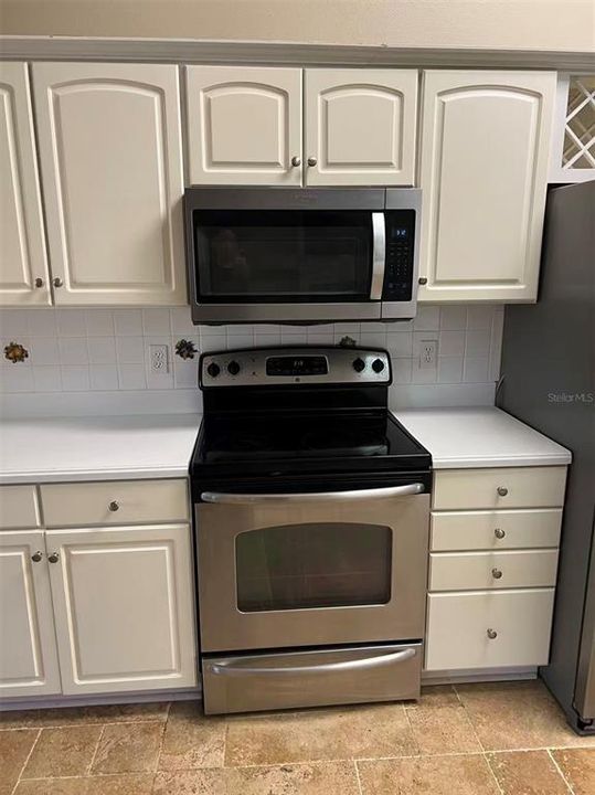 En Renta: $3,350 (4 camas, 3 baños, 2699 Pies cuadrados)