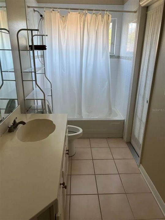 En Renta: $3,350 (4 camas, 3 baños, 2699 Pies cuadrados)