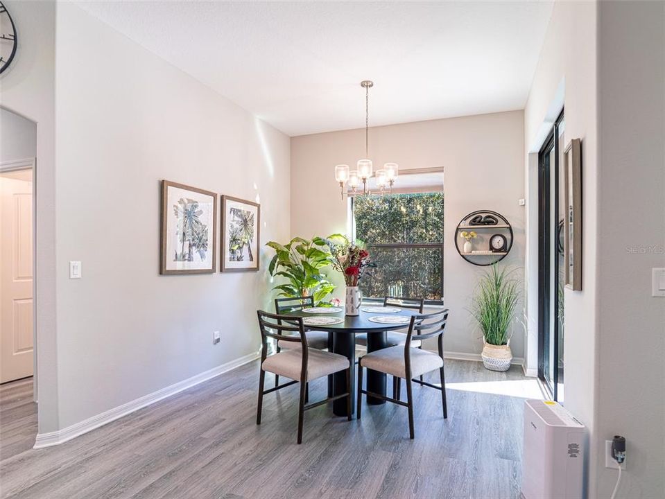 En Venta: $419,000 (3 camas, 2 baños, 1918 Pies cuadrados)