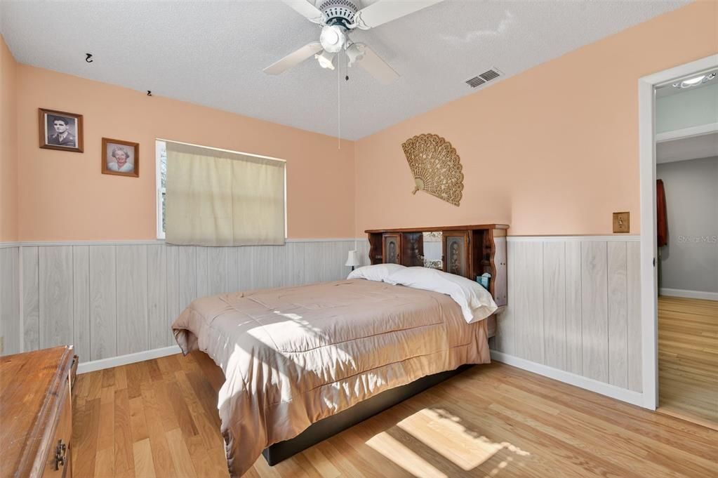 En Venta: $390,000 (3 camas, 2 baños, 1318 Pies cuadrados)