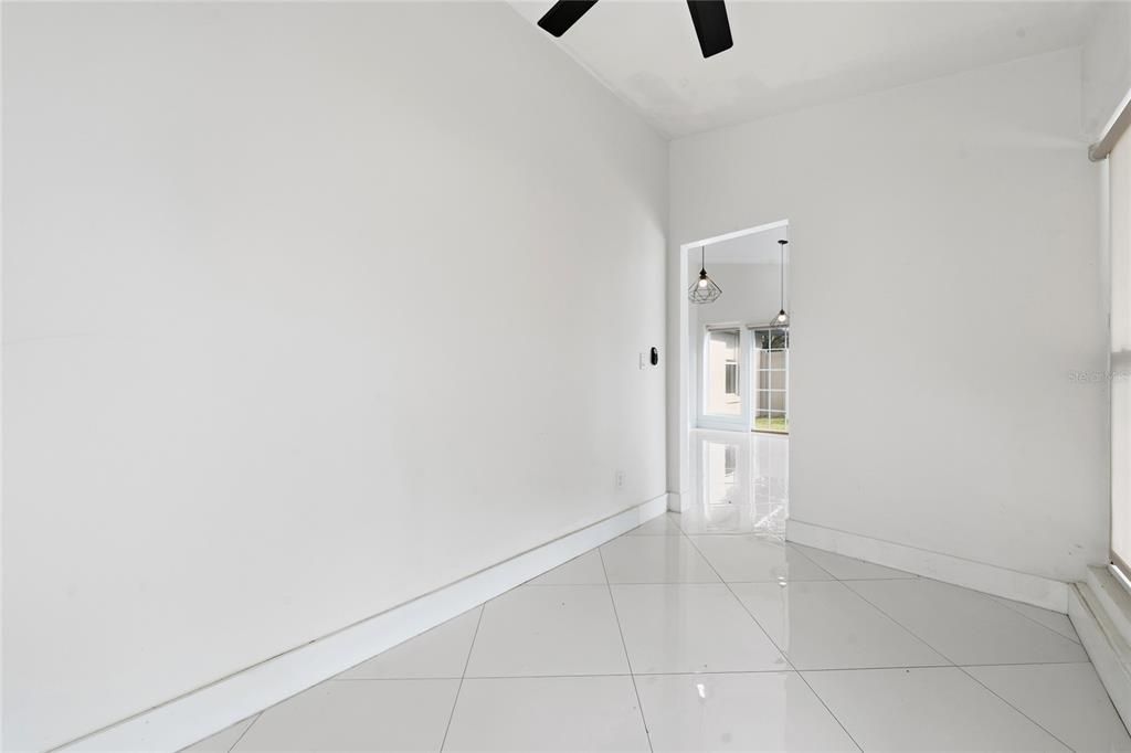 For Sale: $499,000 (3 beds, 2 baths, 1914 Square Feet)