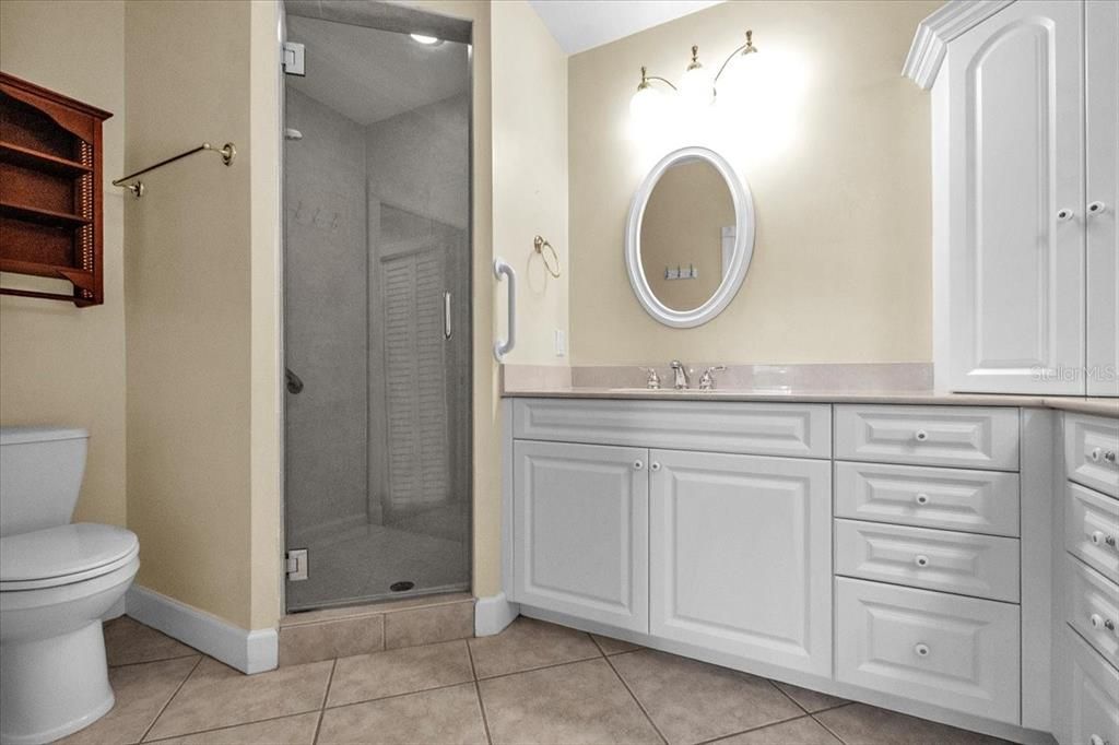 待售: $315,000 (2 贝兹, 2 浴室, 1563 平方英尺)