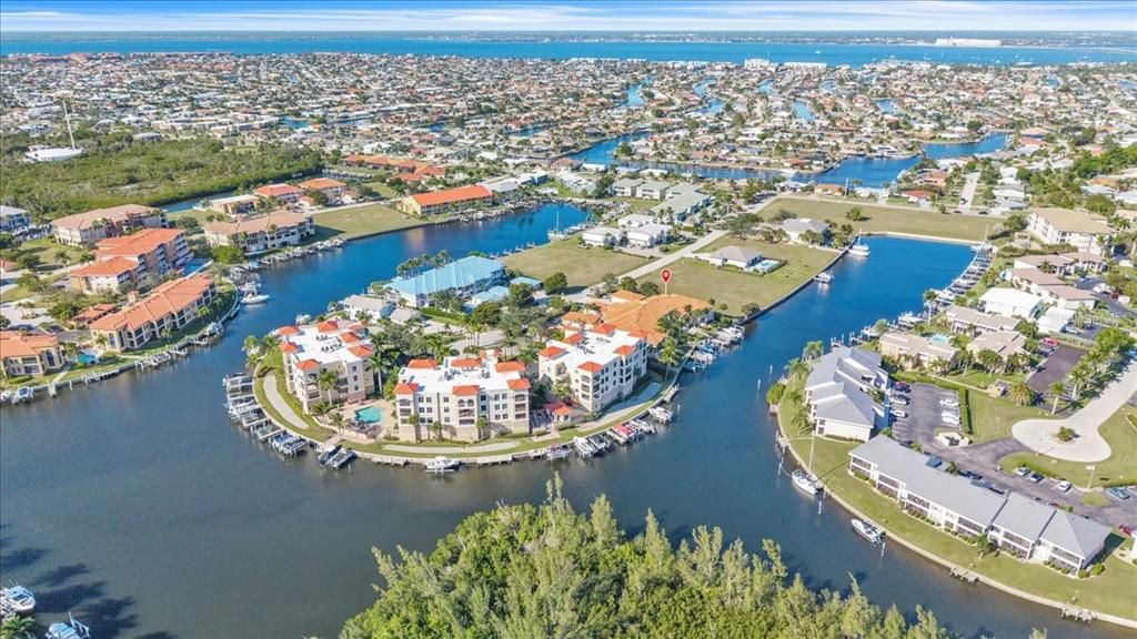 待售: $315,000 (2 贝兹, 2 浴室, 1563 平方英尺)