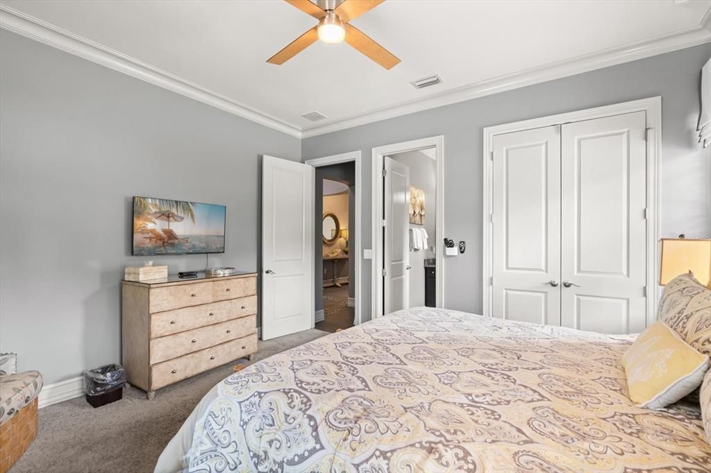 待售: $1,770,000 (8 贝兹, 8 浴室, 5591 平方英尺)