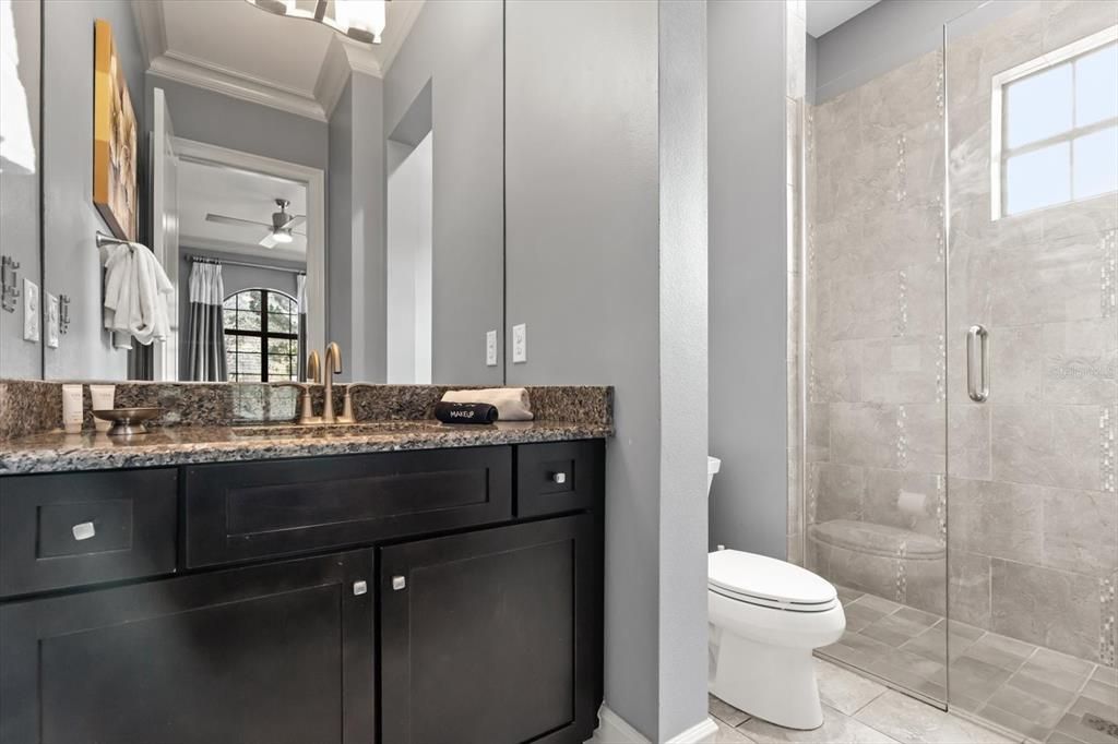 待售: $1,770,000 (8 贝兹, 8 浴室, 5591 平方英尺)