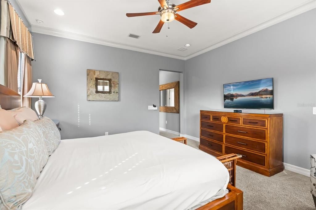 待售: $1,770,000 (8 贝兹, 8 浴室, 5591 平方英尺)