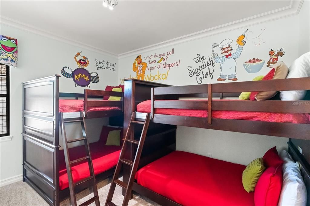 待售: $1,770,000 (8 贝兹, 8 浴室, 5591 平方英尺)