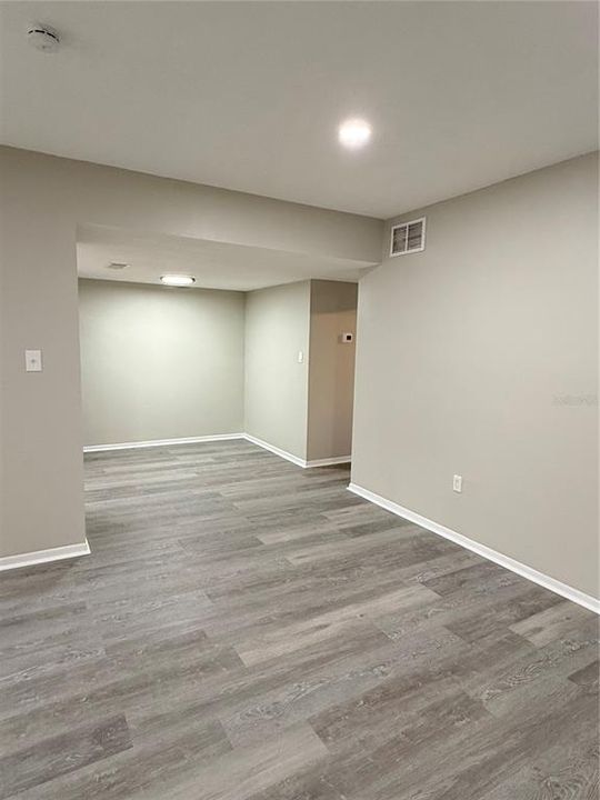 待售: $319,900 (3 贝兹, 2 浴室, 1920 平方英尺)