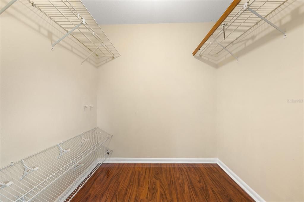 En Venta: $759,000 (4 camas, 3 baños, 2914 Pies cuadrados)