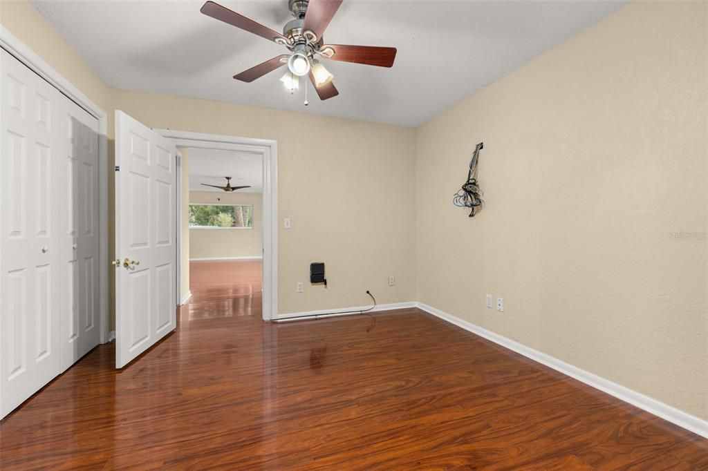 En Venta: $759,000 (4 camas, 3 baños, 2914 Pies cuadrados)