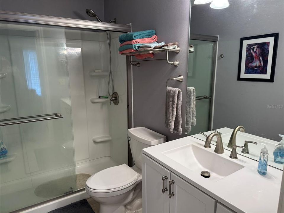 На продажу: $210,000 (1 спален, 1 ванн, 720 Квадратных фут)