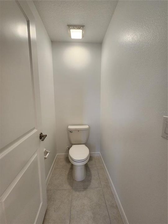 For Rent: $2,600 (5 beds, 2 baths, 2264 Square Feet)