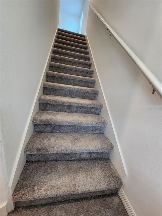 For Rent: $2,600 (5 beds, 2 baths, 2264 Square Feet)