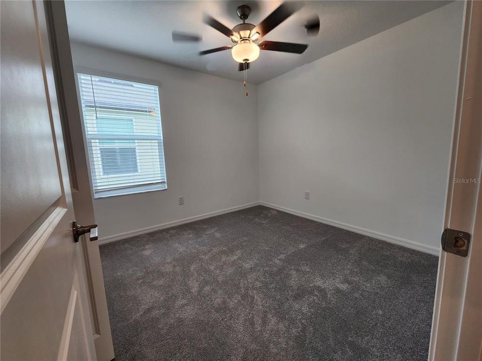 For Rent: $2,600 (5 beds, 2 baths, 2264 Square Feet)