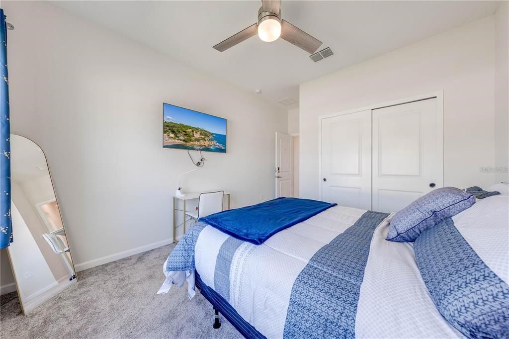 待售: $455,000 (5 贝兹, 2 浴室, 2434 平方英尺)