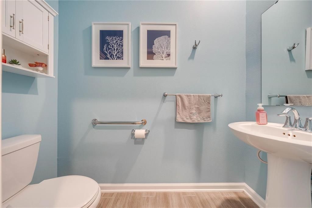 待售: $455,000 (5 贝兹, 2 浴室, 2434 平方英尺)