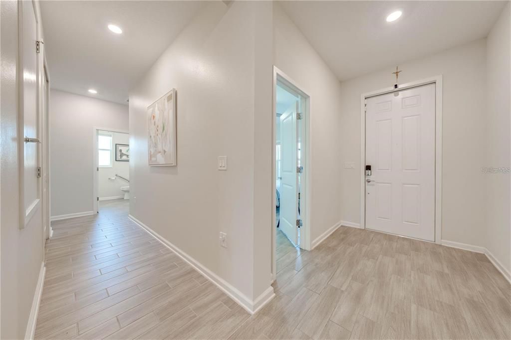 待售: $455,000 (5 贝兹, 2 浴室, 2434 平方英尺)