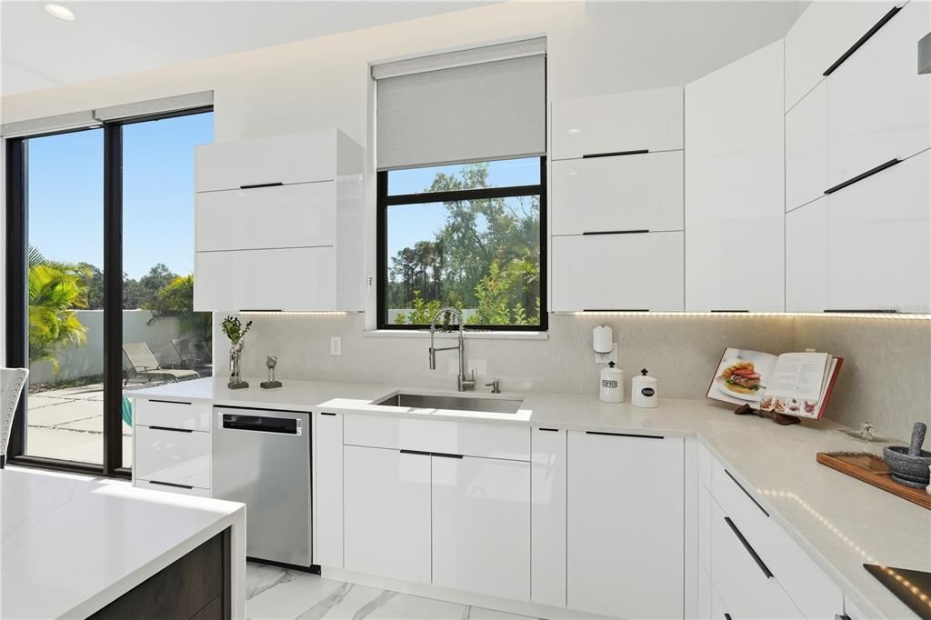 For Sale: $1,294,000 (4 beds, 4 baths, 3195 Square Feet)