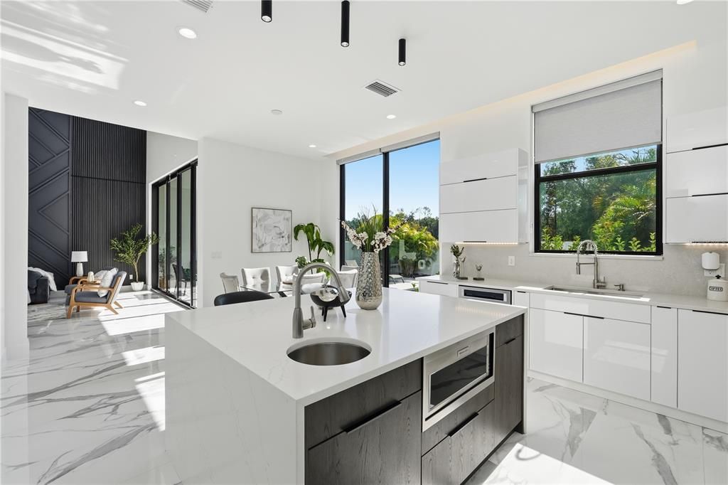 For Sale: $1,294,000 (4 beds, 4 baths, 3195 Square Feet)