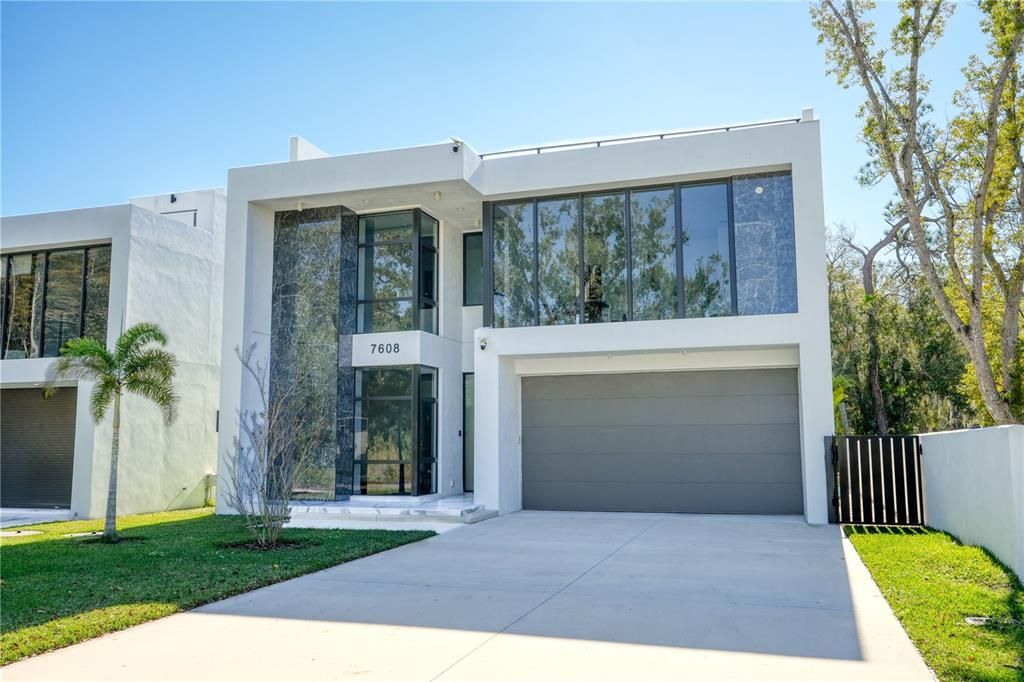 For Sale: $1,294,000 (4 beds, 4 baths, 3195 Square Feet)