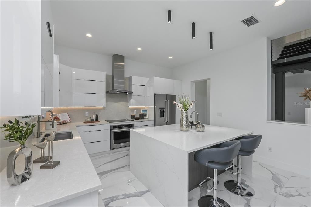 For Sale: $1,294,000 (4 beds, 4 baths, 3195 Square Feet)