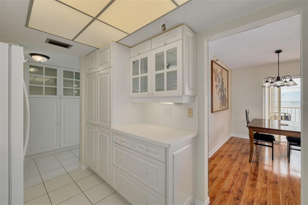 For Rent: $2,750 (2 beds, 2 baths, 1140 Square Feet)